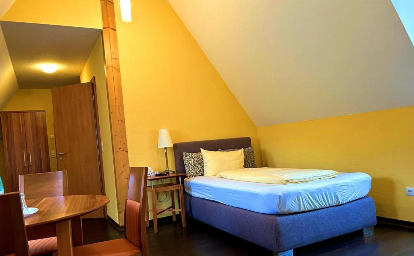 Hotel Landgasthof Zum Kaffelstein Kreuzwertheim 部屋 写真