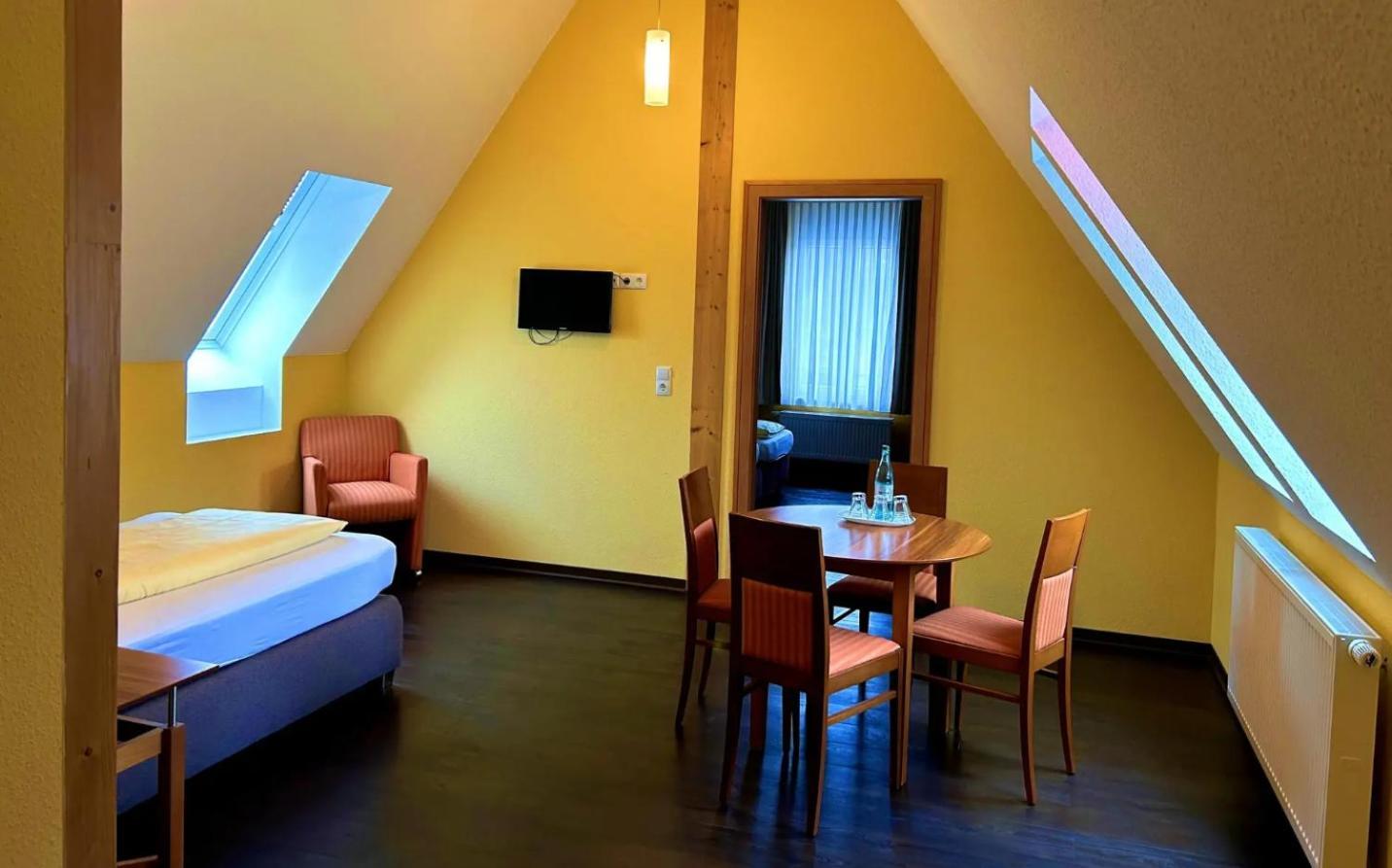 Hotel Landgasthof Zum Kaffelstein Kreuzwertheim 部屋 写真